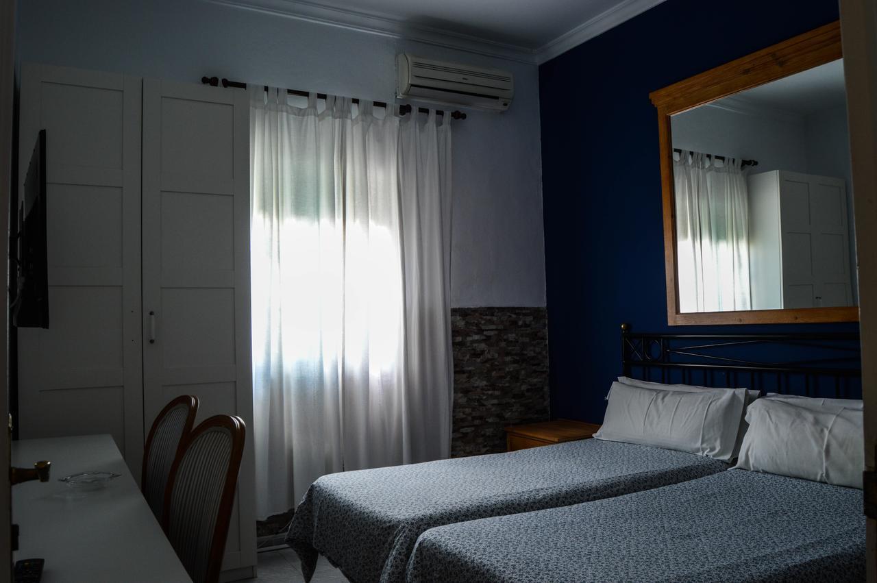 Hostal Playa Hidalgo Rota Extérieur photo